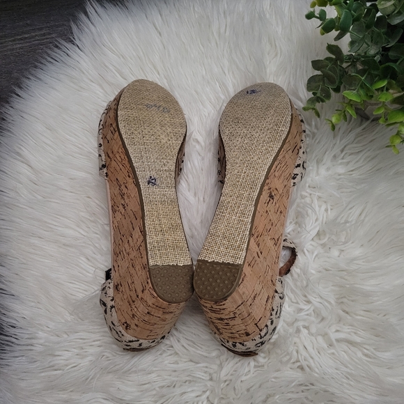 Leopard-Print Cork Platform Wedge size 10 - Picture 9 of 13